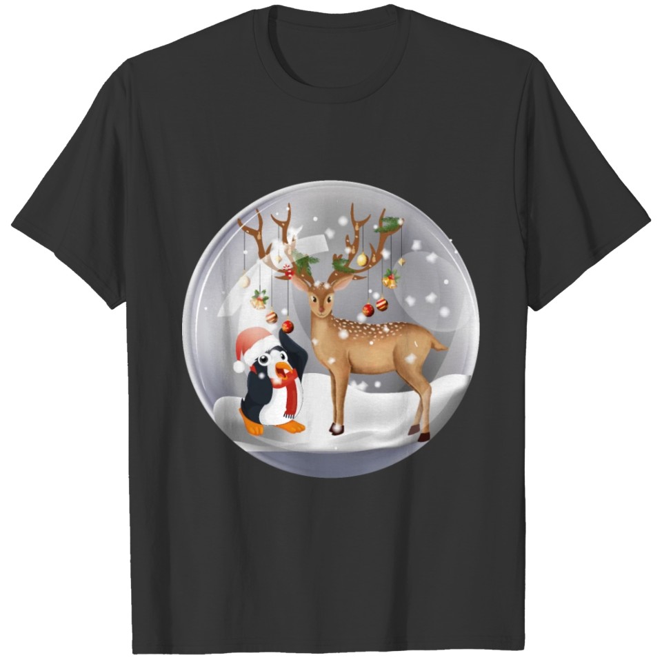 Christmas Reindeer penguins - crystal ball T-shirt