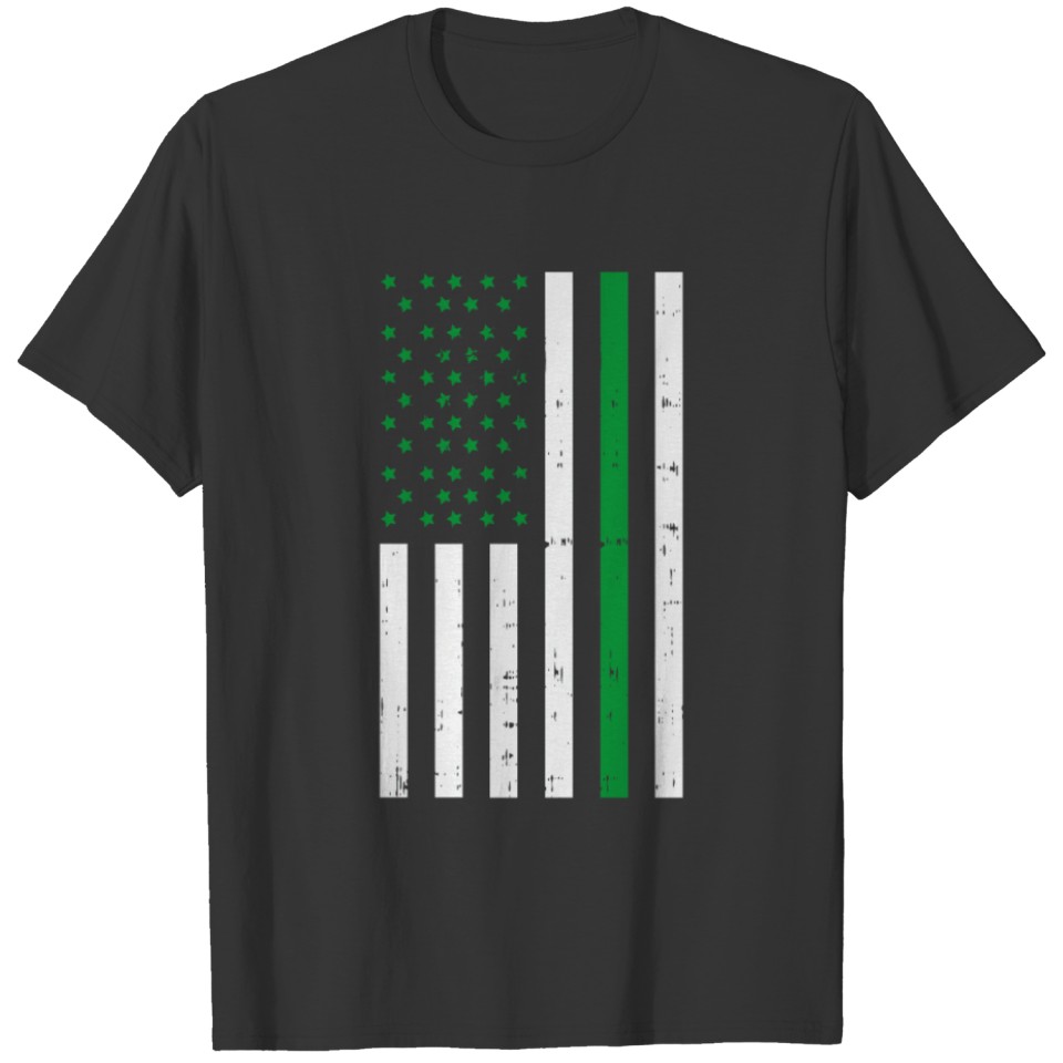 Vintage Green American St Patricks Day Flag T-shirt