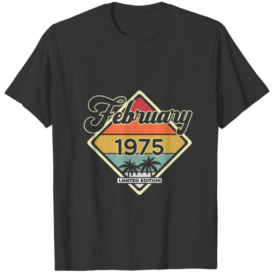Vintage February 45 Year 1975 45th Birthday Gift T-shirt