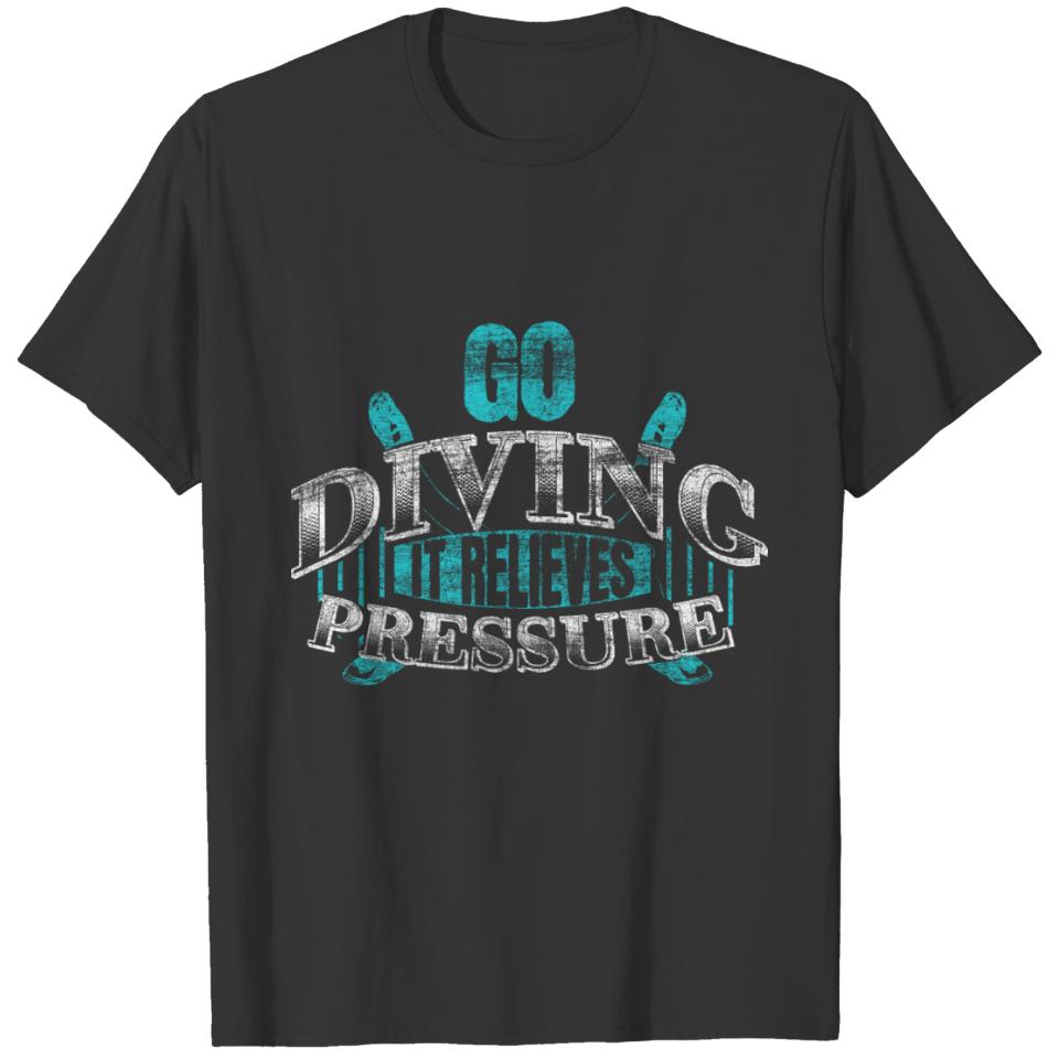 Diving water underwater gift idea T-shirt