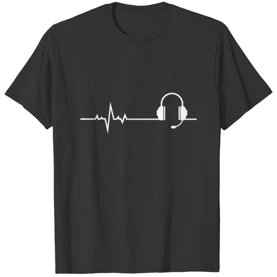 Gaming Heartbeat Gift for Video Game Lovers Gamer T-shirt