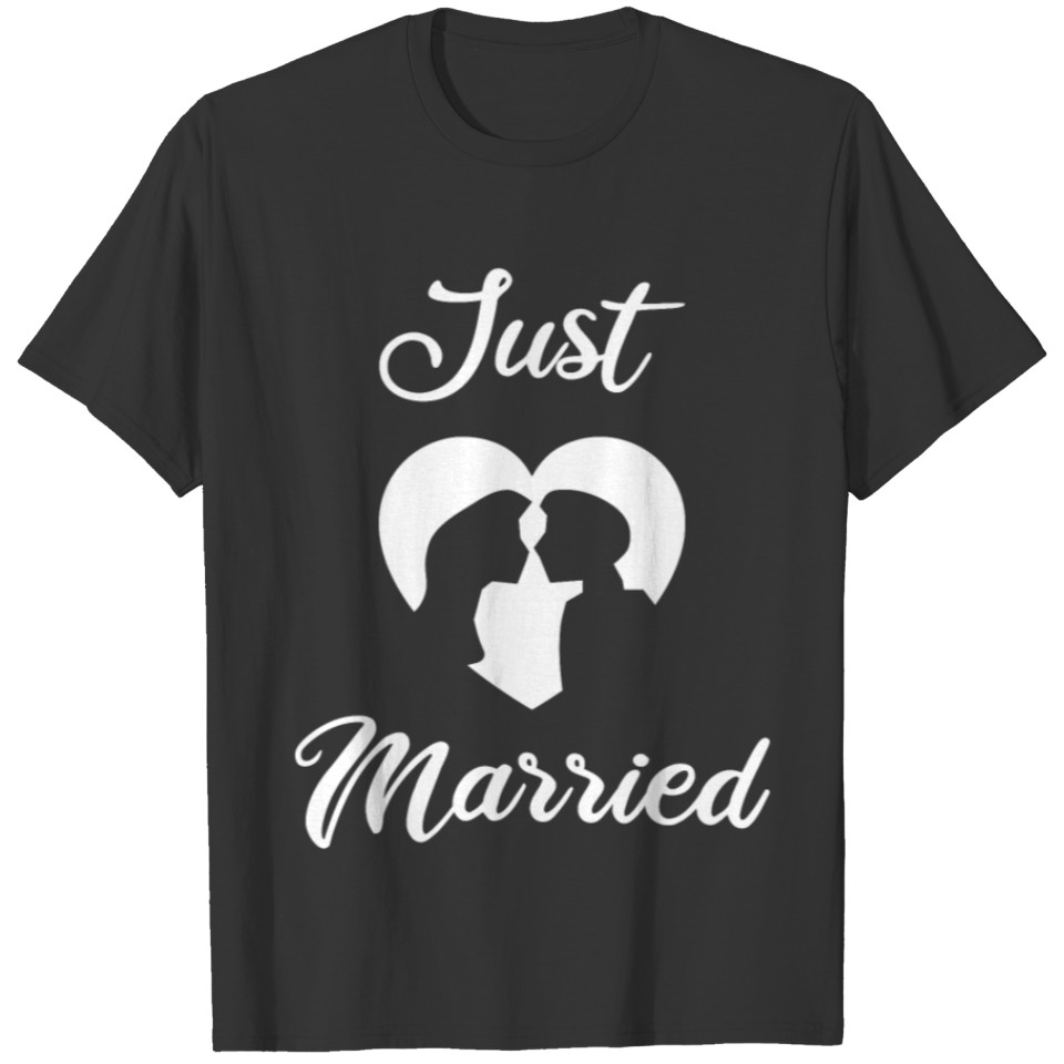 Just Married white heart couple T-shirt