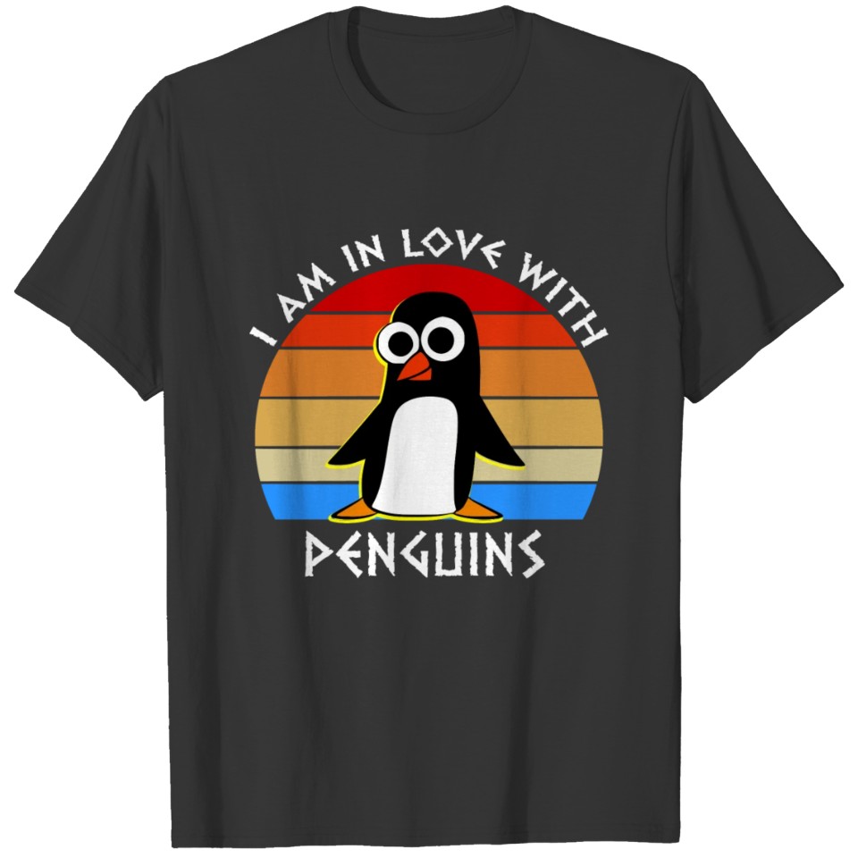 I am in love with penguins T-shirt