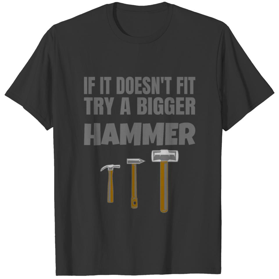 Carpenter Woodworker Craftsman Handyman Gift Idea T-shirt