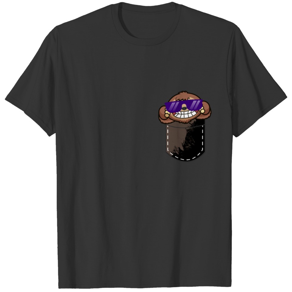 Sloth in breast pocket - Funny chill T-shirt