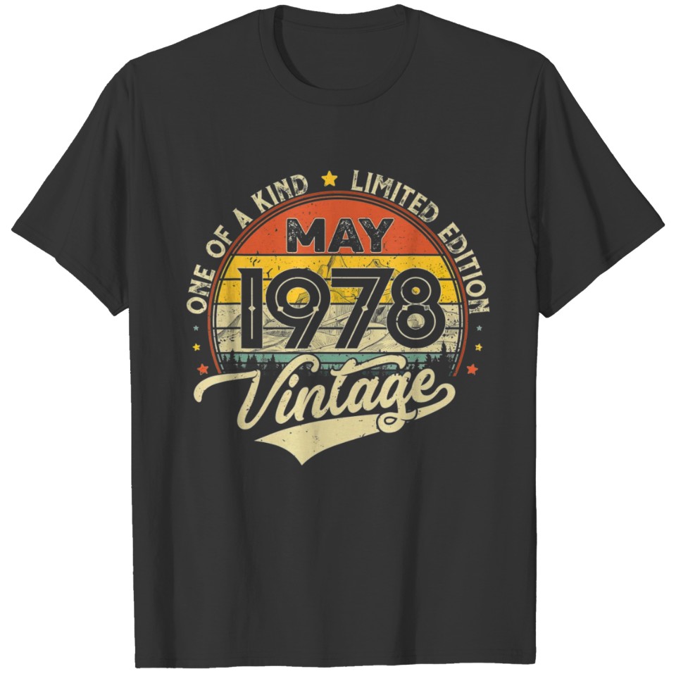 43rd Birthday Gifts 43 Years Old Retro Born In May T-shirt