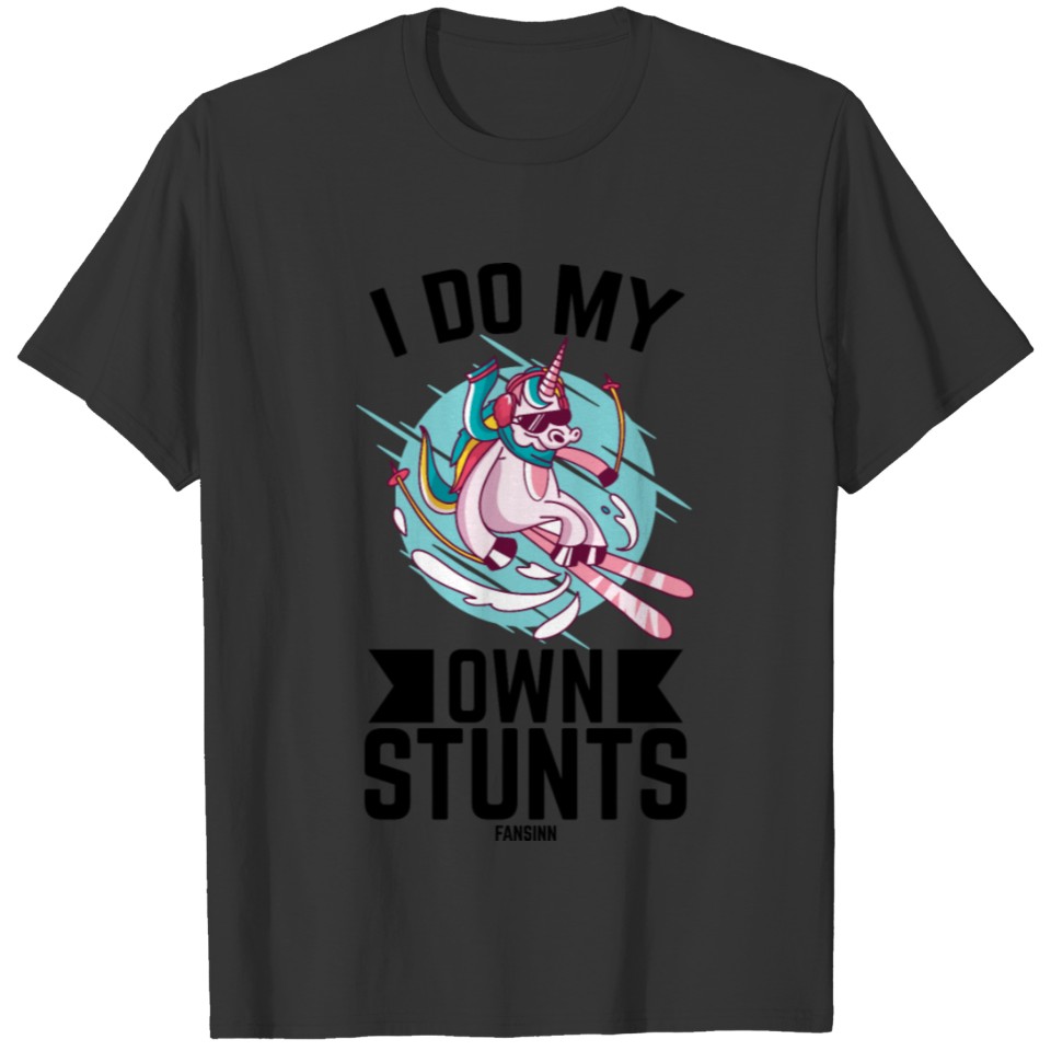 Unicorn drives ski T-shirt