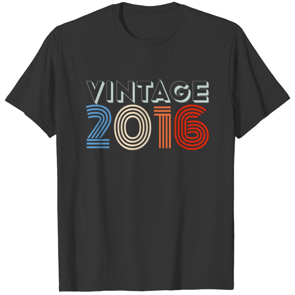 2016 Vintage born in Retro age Birthday gift idea T-shirt