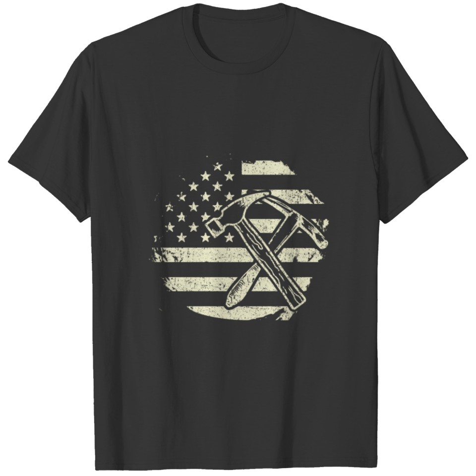 Vintage USA Flag Patriotic Roofer Roofing Tools T-shirt