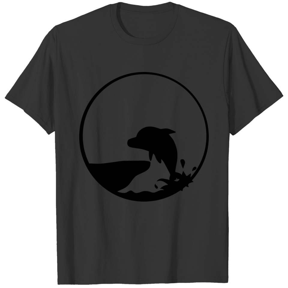 Moon night cliff round silhouette drop jump water T-shirt