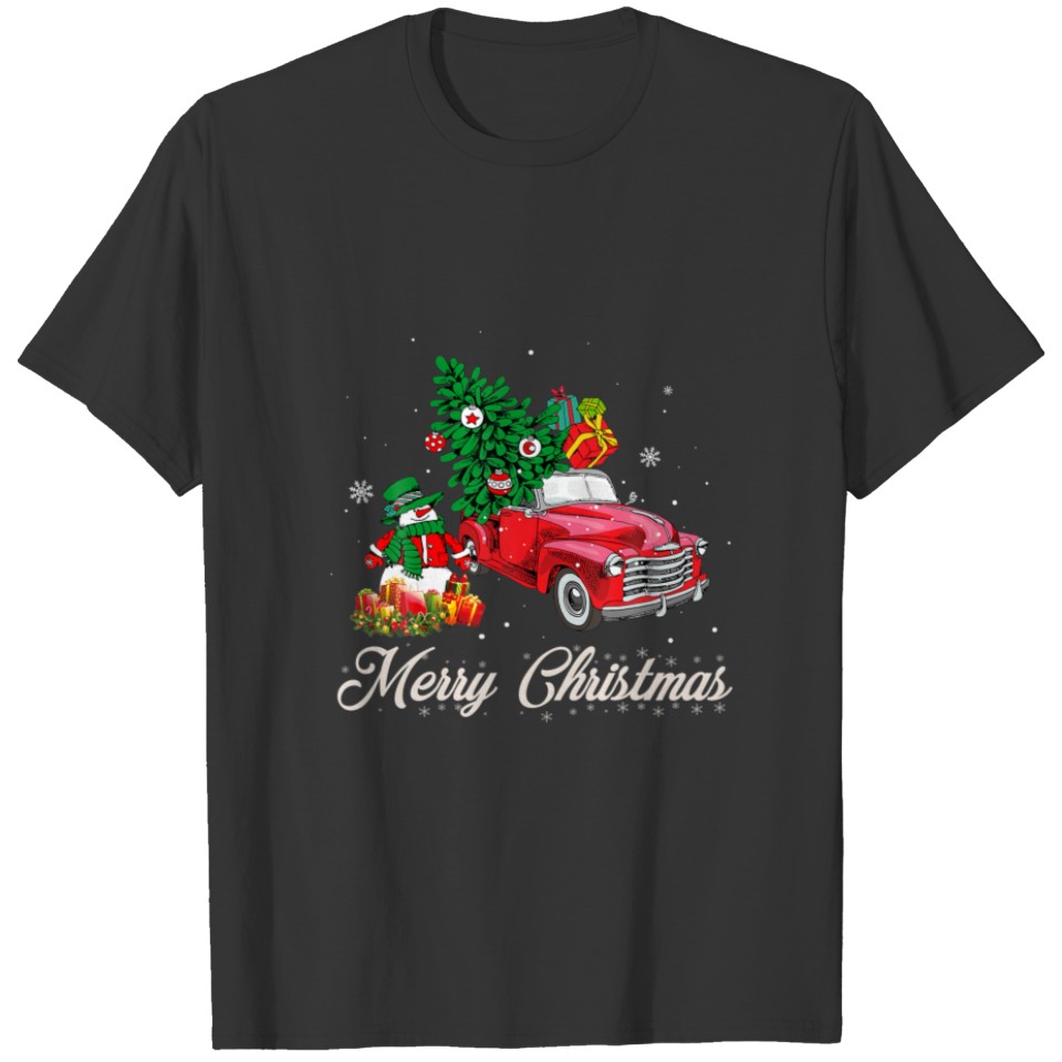 Red Truck Christmas Tree On Wagon Car Xmas Vacatio T-shirt