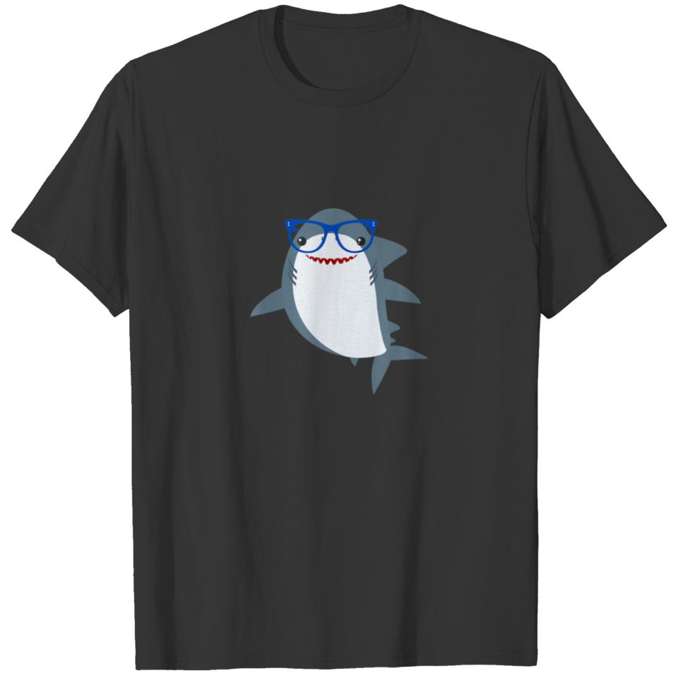 Ocean Beach Summer Shark Funny T-shirt