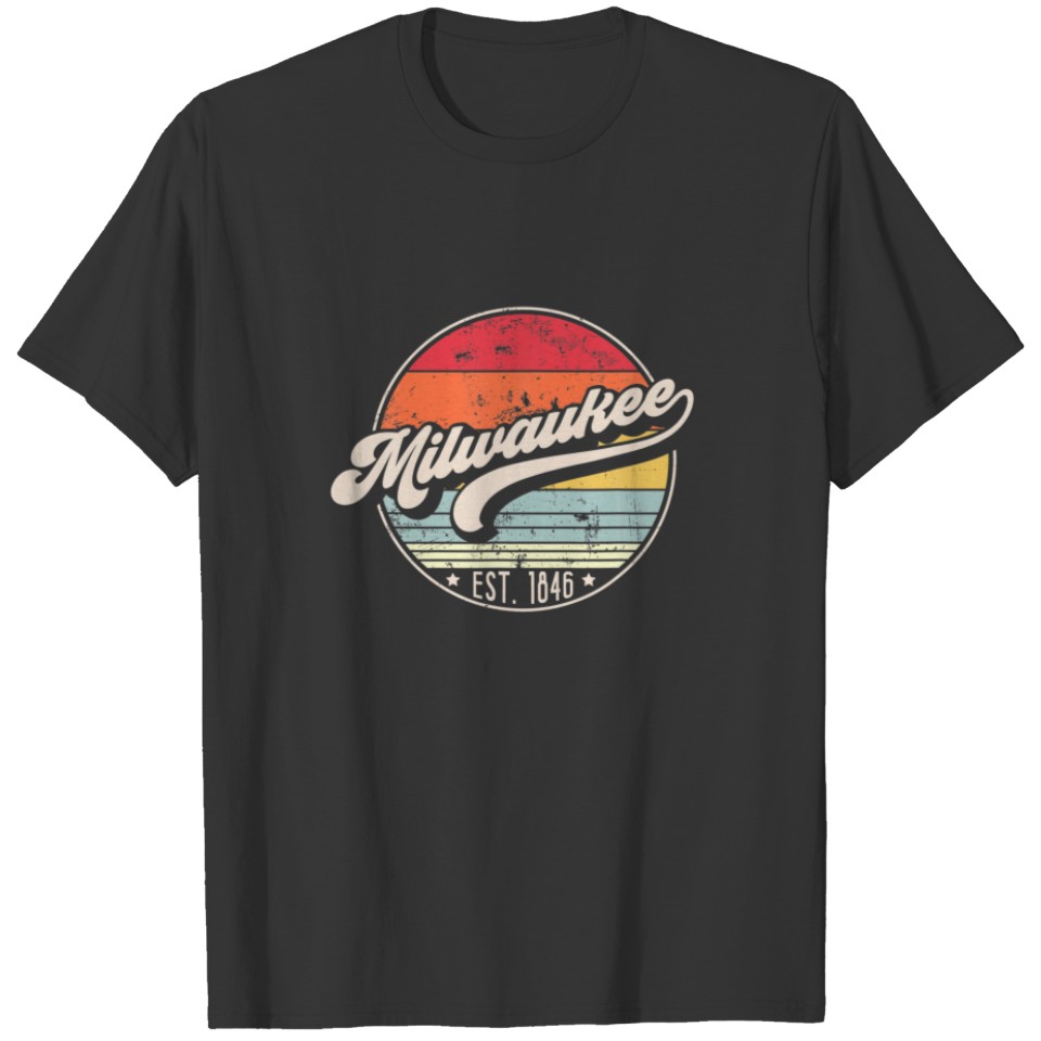 Retro Milwaukee WI Home City 70s Style Sunset Gift T-shirt