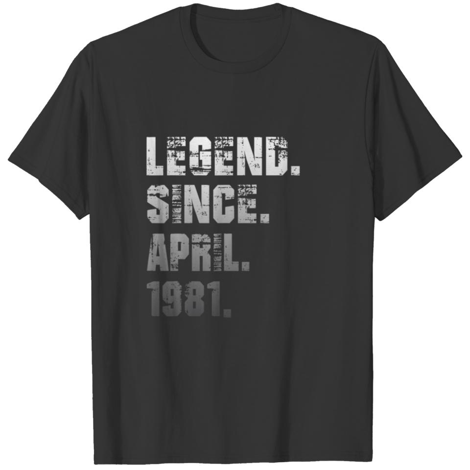 41Th Birthday Gifts 41 Years Old Legend Since Apri T-shirt
