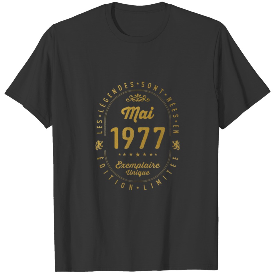 44 Years Old Woman Men Legends Were Born In May 19 T-shirt