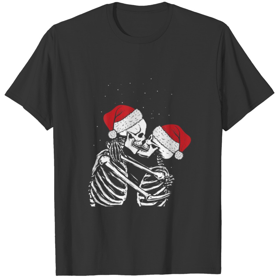 Skeleton Kissing Couple Santa Hat Snow Cool Christ T-shirt