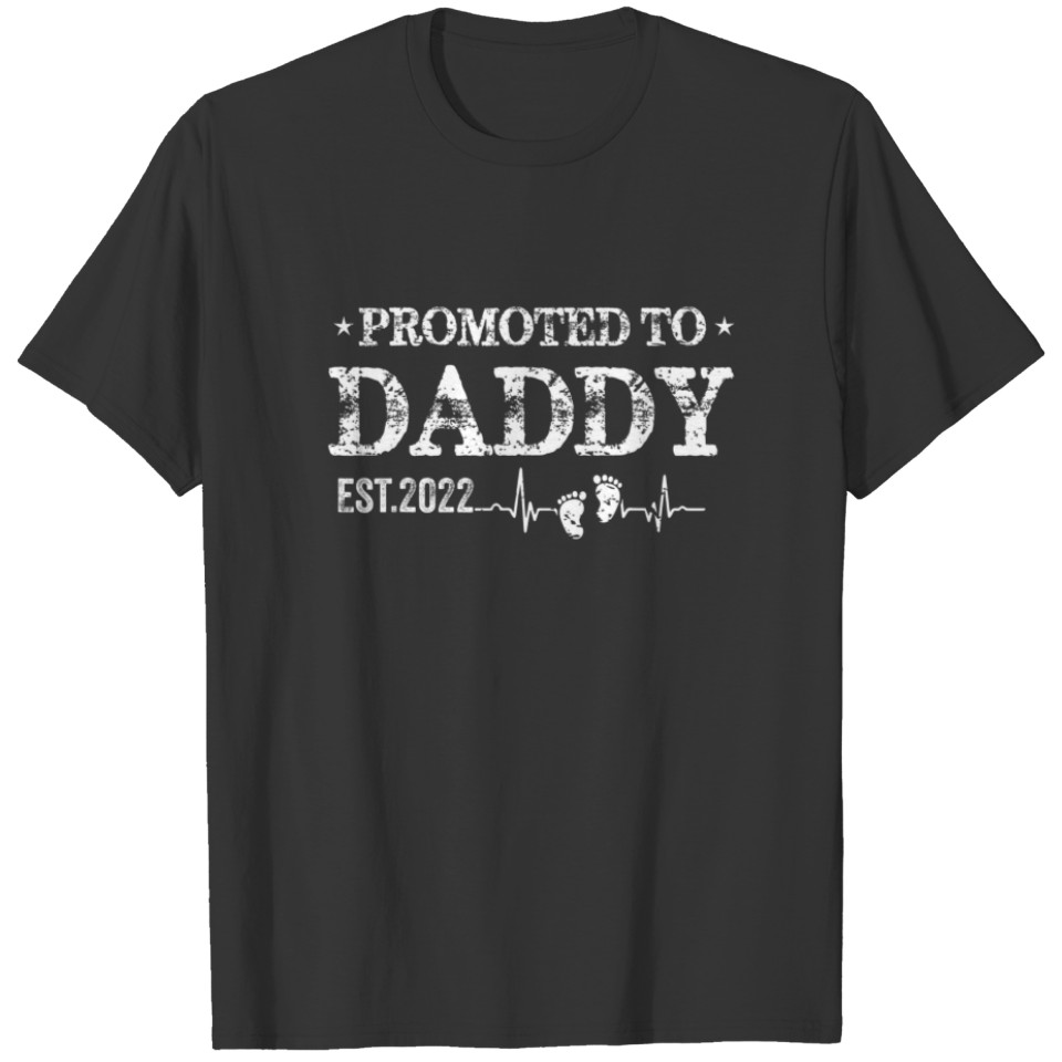 Mens Promoted To Daddy Est 2022 New Dad Funny Fath T-shirt
