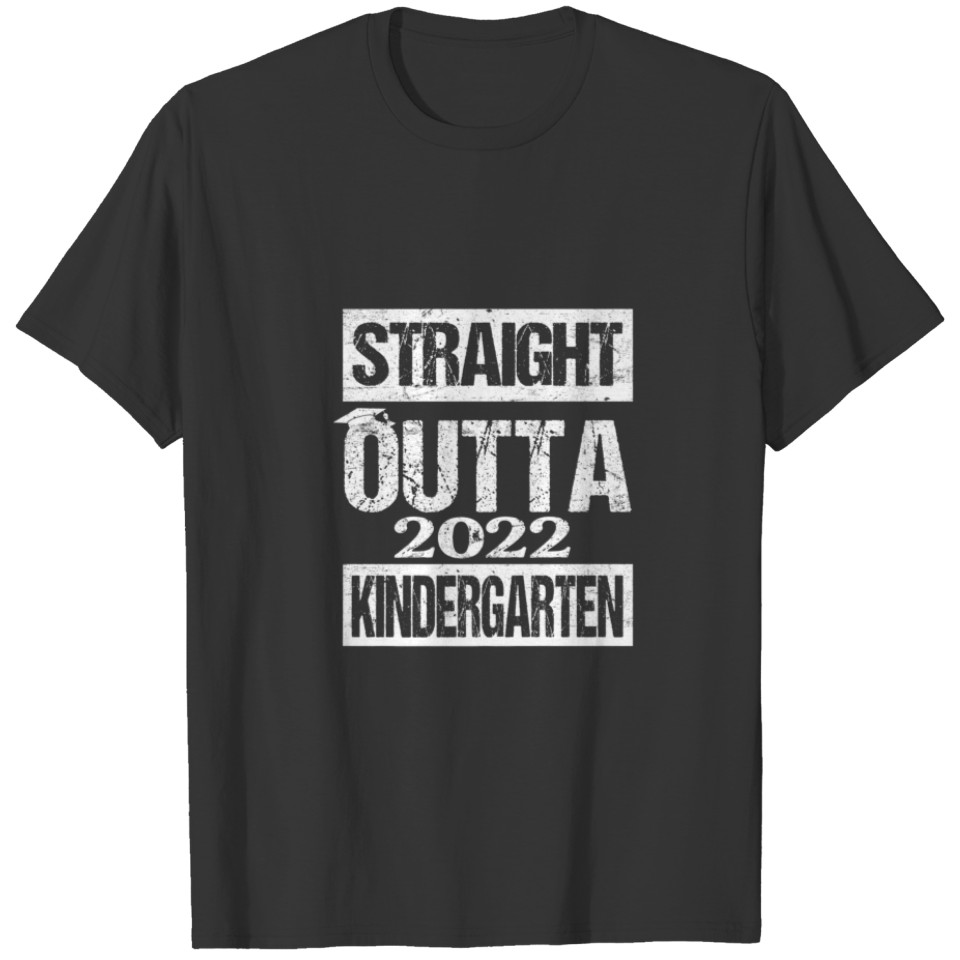 Straight Outta Class 2022 Kindergarten Grad Funny T-shirt