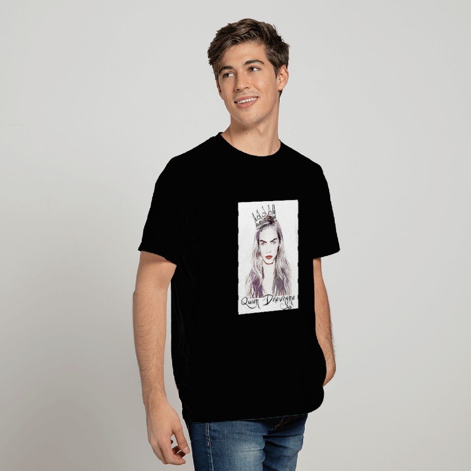 QUEEN DELEVINGNE T-Shirt