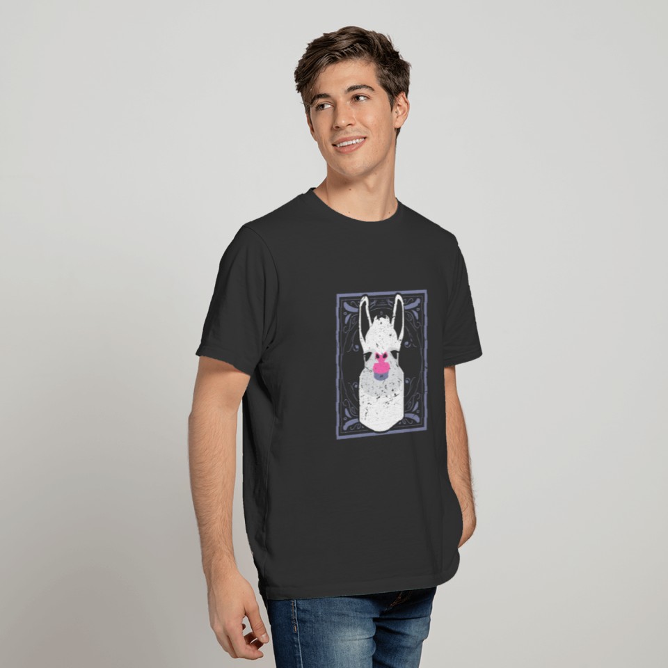 White Llama Face Animal Gift Idea T-Shirt T-shirt