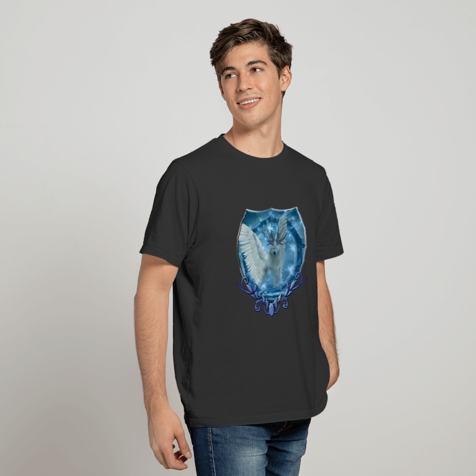 Awesome white wolf with wings T-shirt