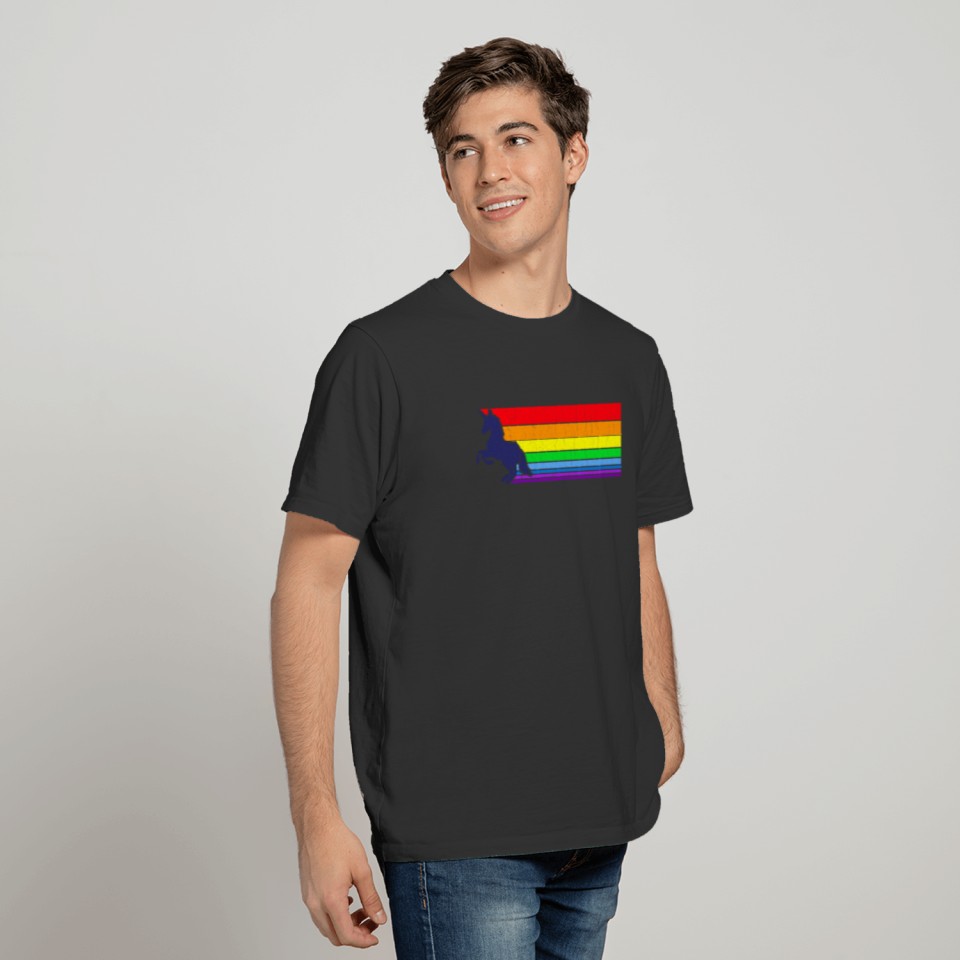 80s Vintage Unicorn Rainbow distressed look T Shirts