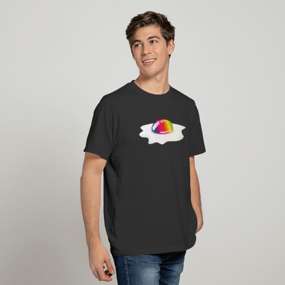 colorful fried egg in rainbow colors T Shirts