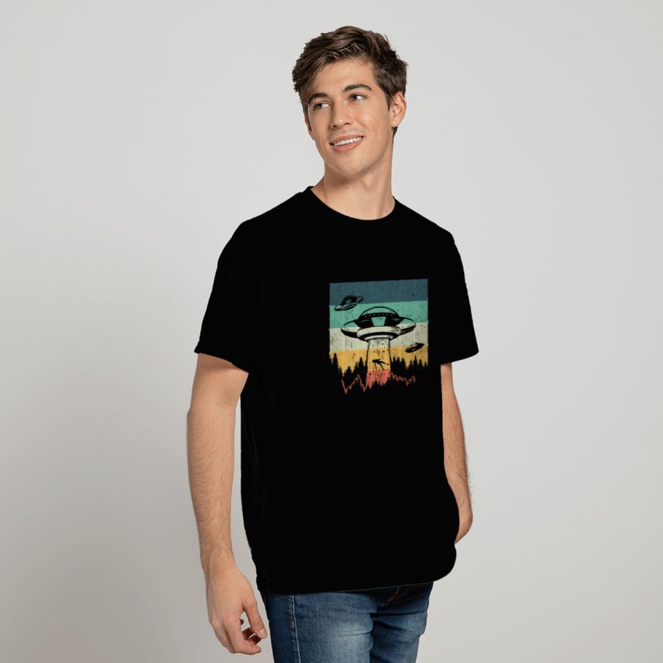 Retro UFO Alien Human Abduction Spaceship T Shirts