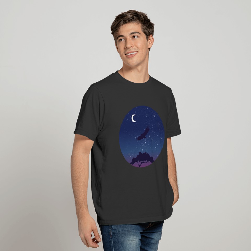 Eagle flying in the night T-shirt