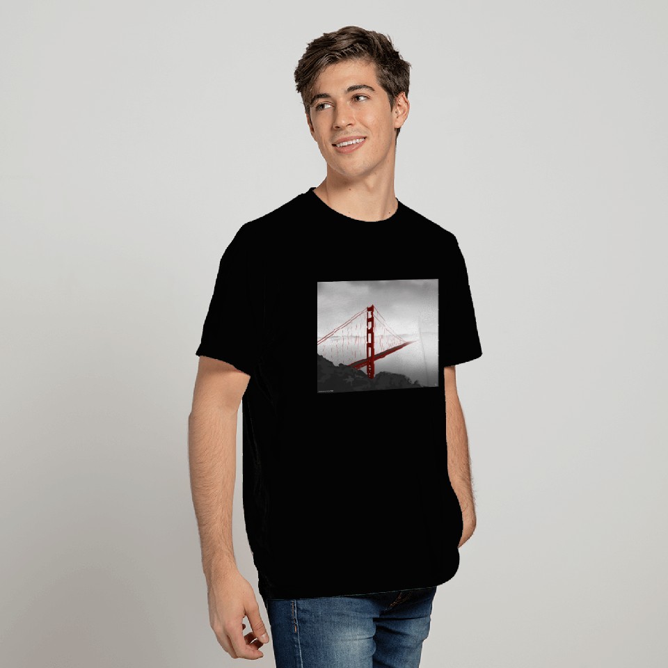 Golden Gate Bridge T Shirts