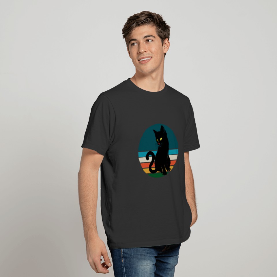Black Cat Sitting Retro Sunset 03222021 T-shirt