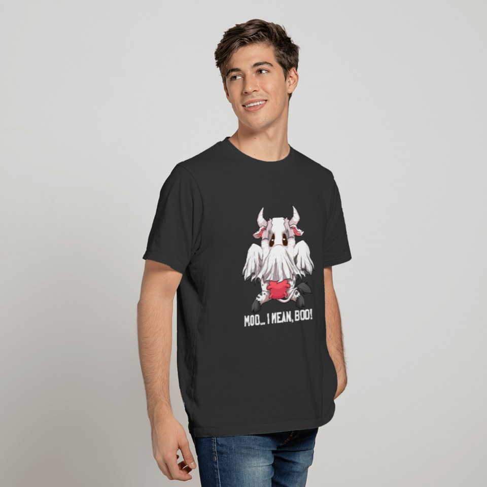 Moo I Mean Boo Ghost Cow Funny Halloween Costume B T-shirt
