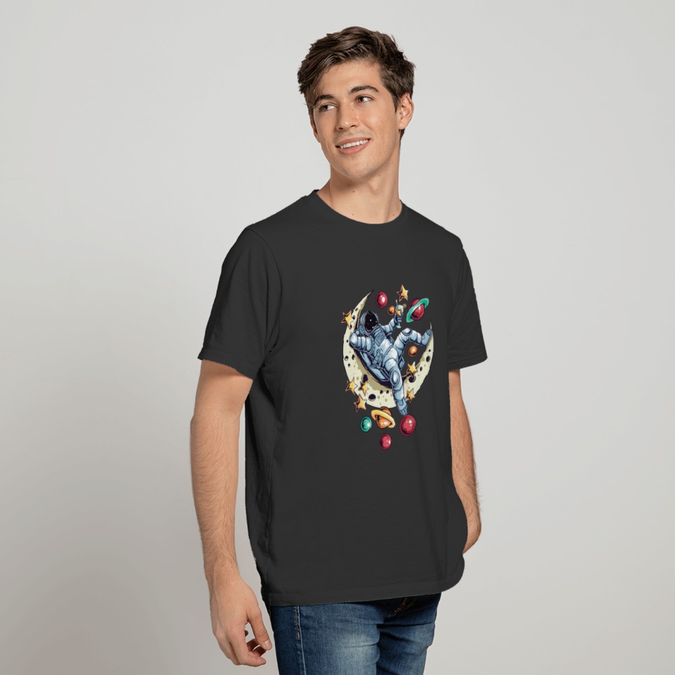 Astronaut Chilling On The Moon: Colorful Planets T-shirt