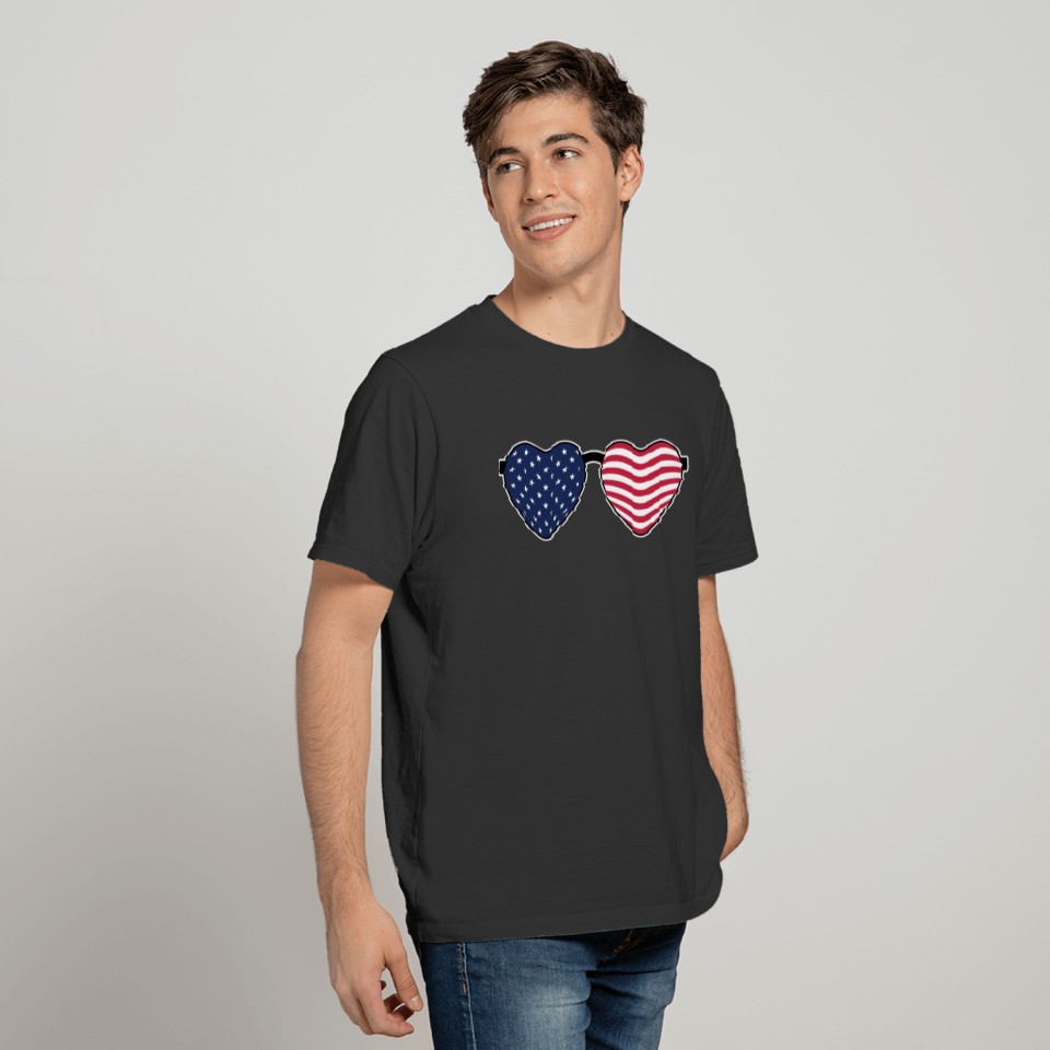 USA Heart Sunglasses T-shirt