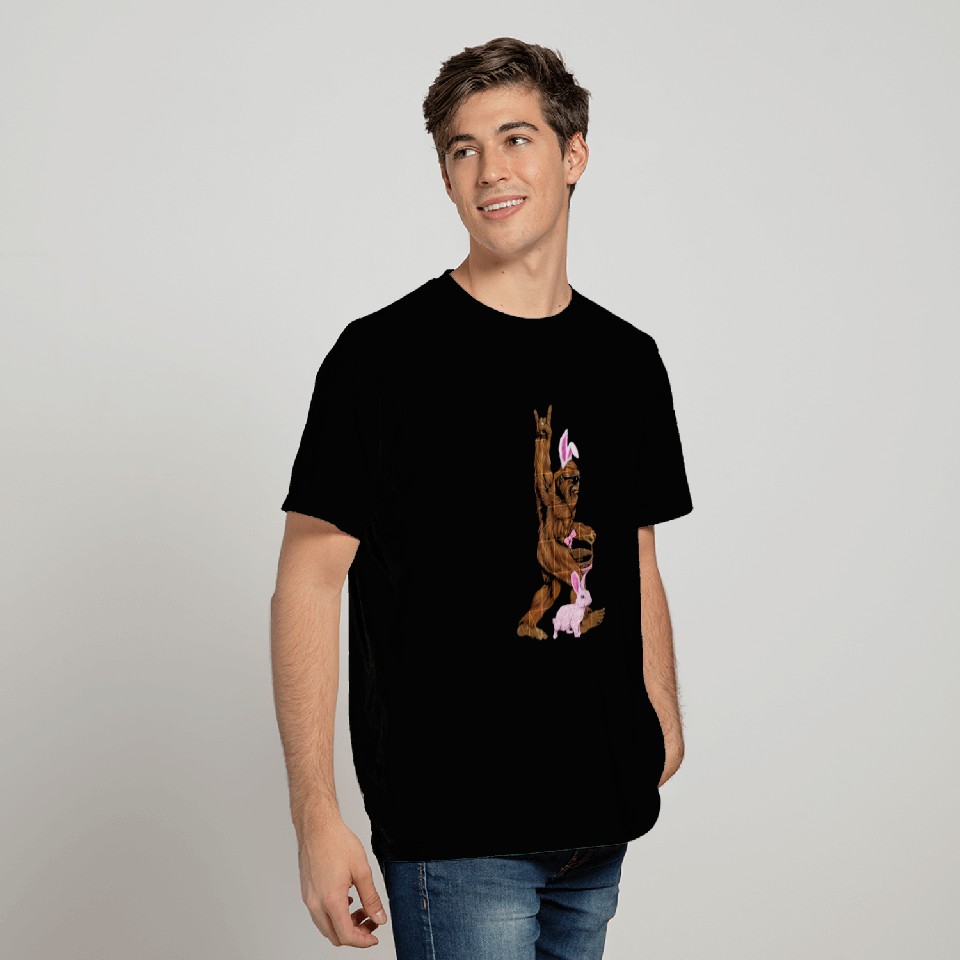 Bigfoot I Hate People T Shirts