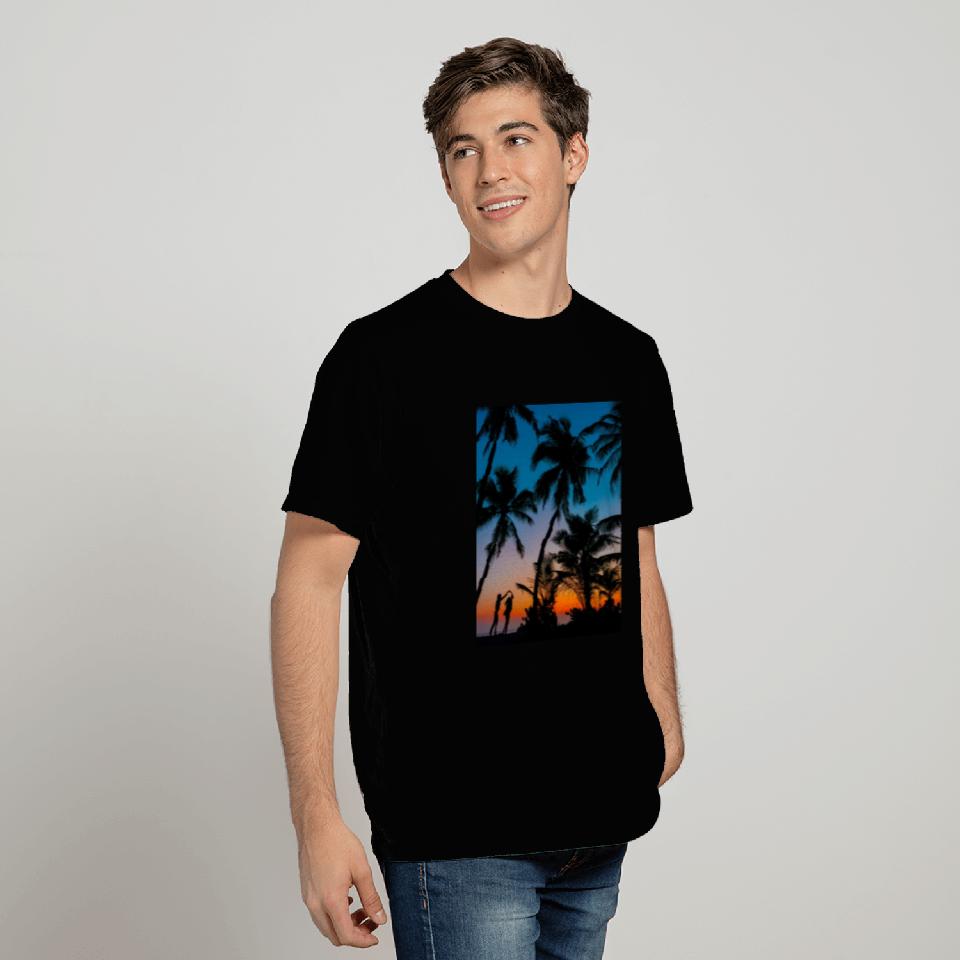 SWEETNESS OF DANCE -SUNSET IMAGE. T Shirts