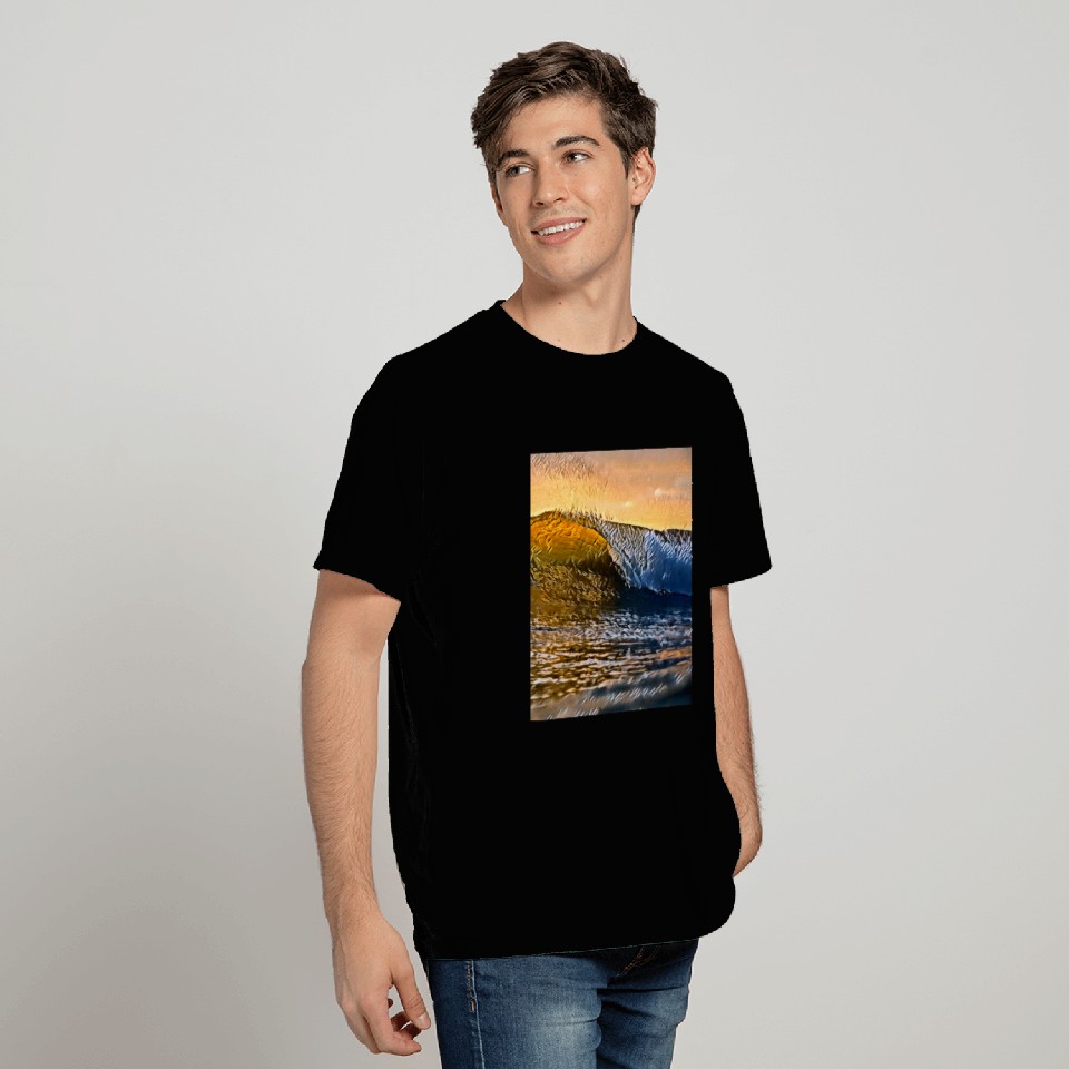 Ocean waves T Shirts
