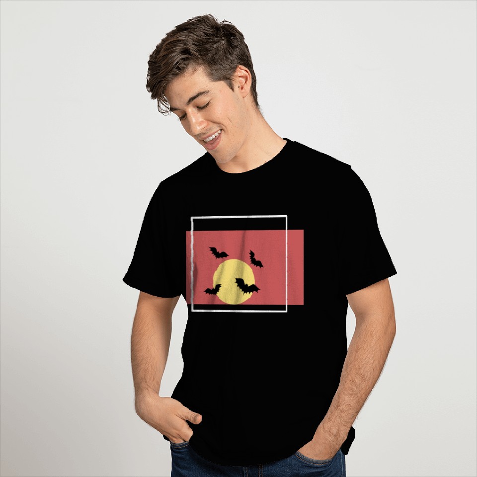 bat sunset T Shirts