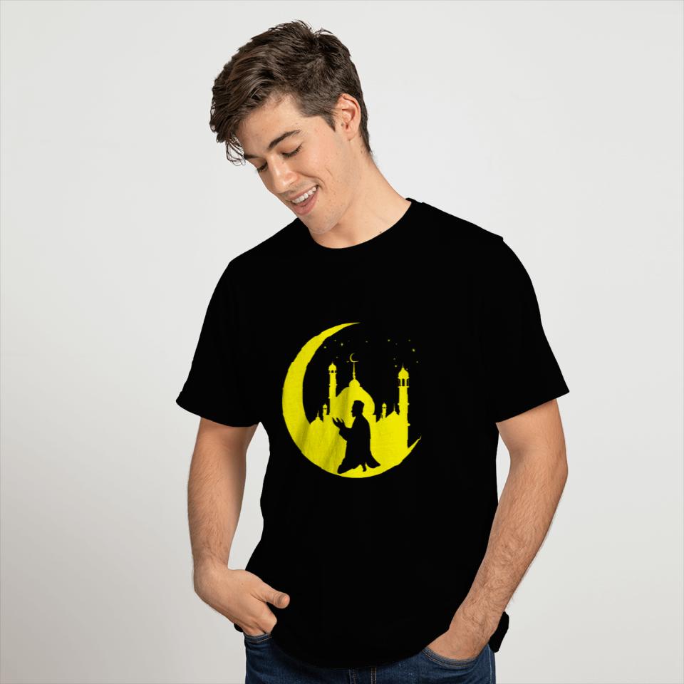 Praying Islam Muslim Religion T Shirts