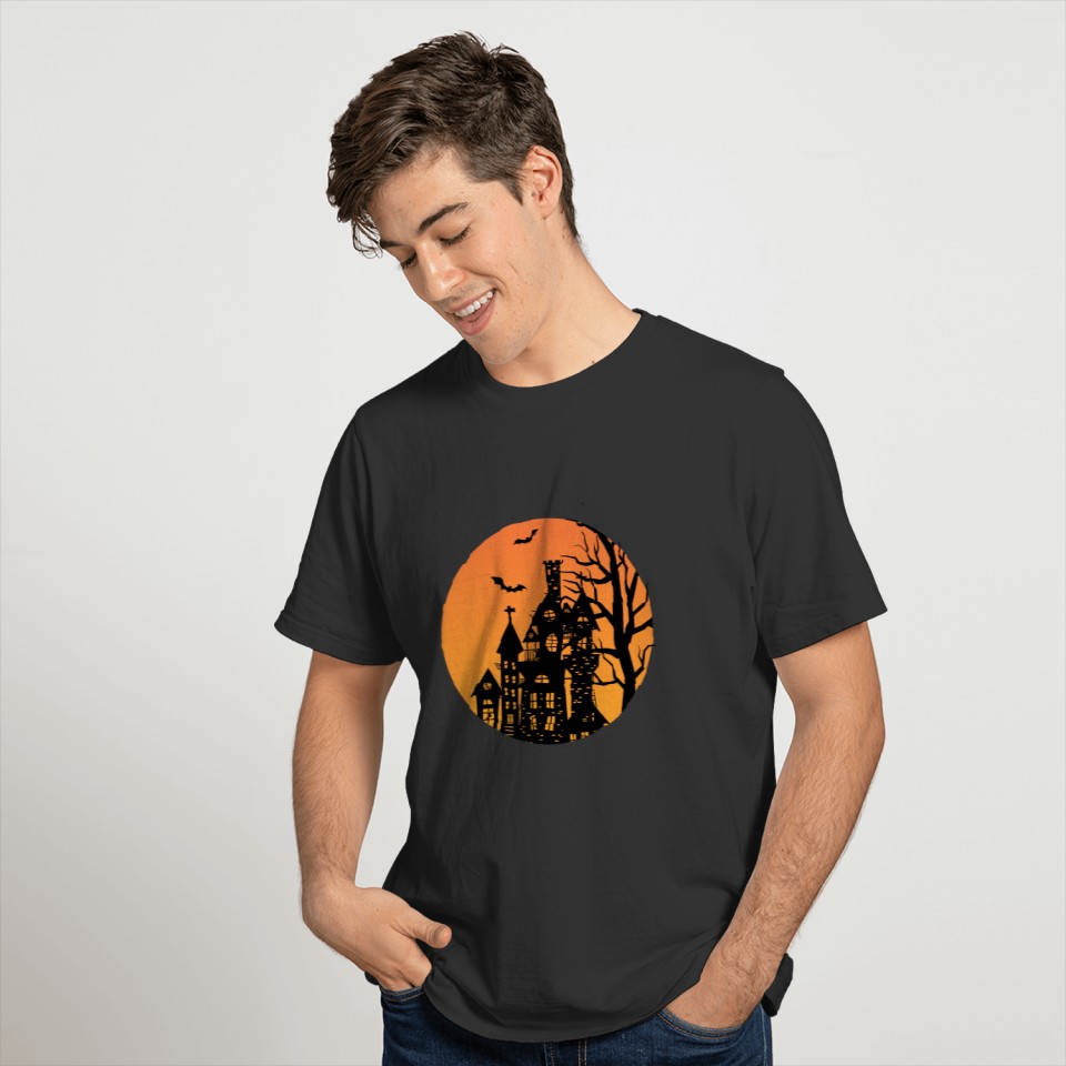 halloween season 4 T-shirt