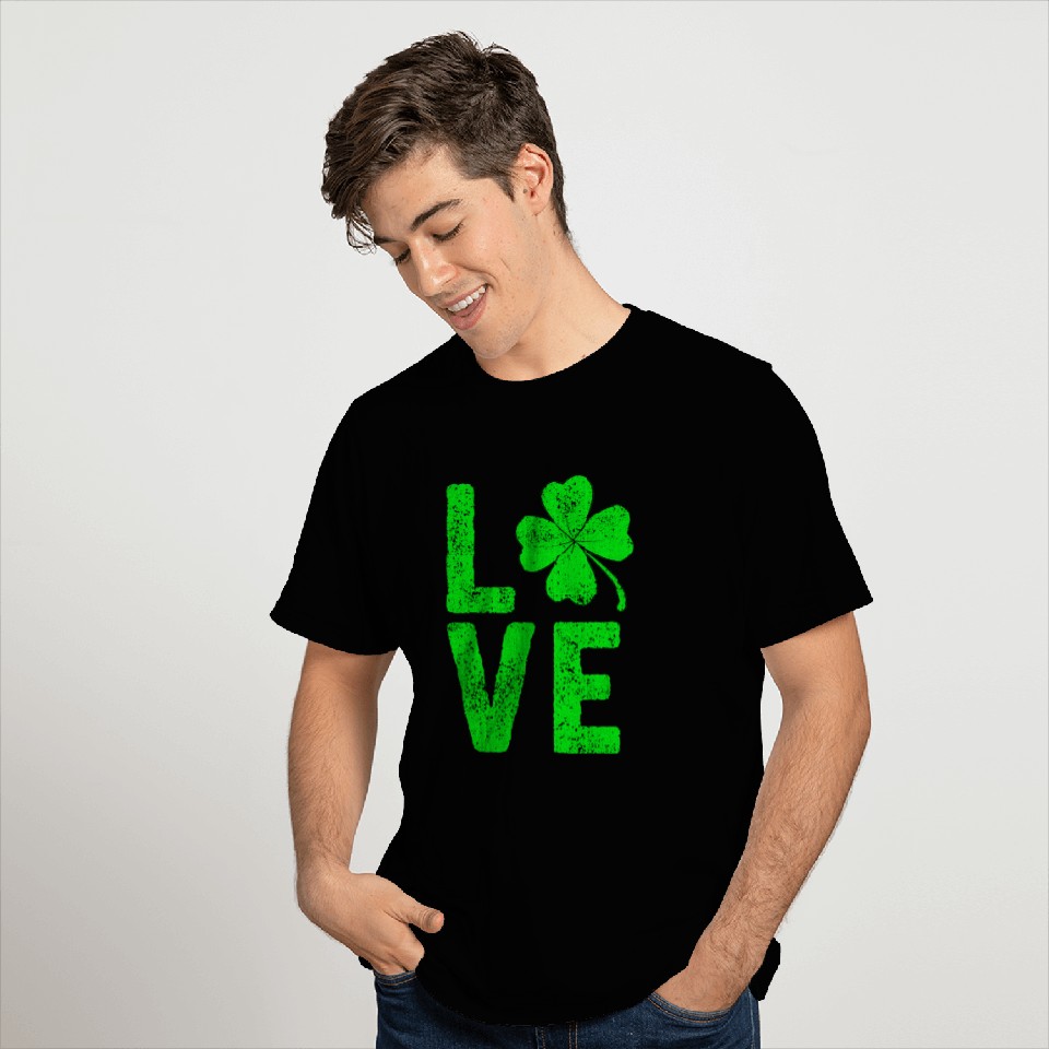 Love St Patrick Day Shamrock Lucky Clover Retro Vi T Shirts
