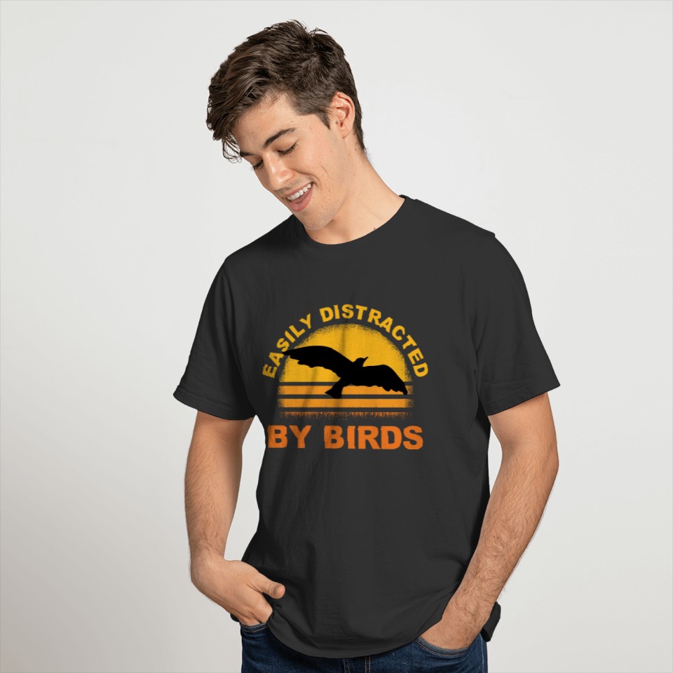 Easily Distracted By Birds Funny Birdwatching T-shirt