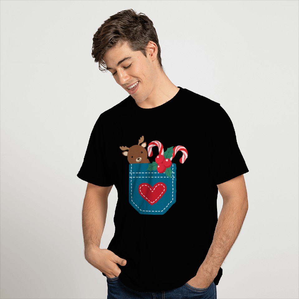 Christmas moose peppermint pocket T Shirts