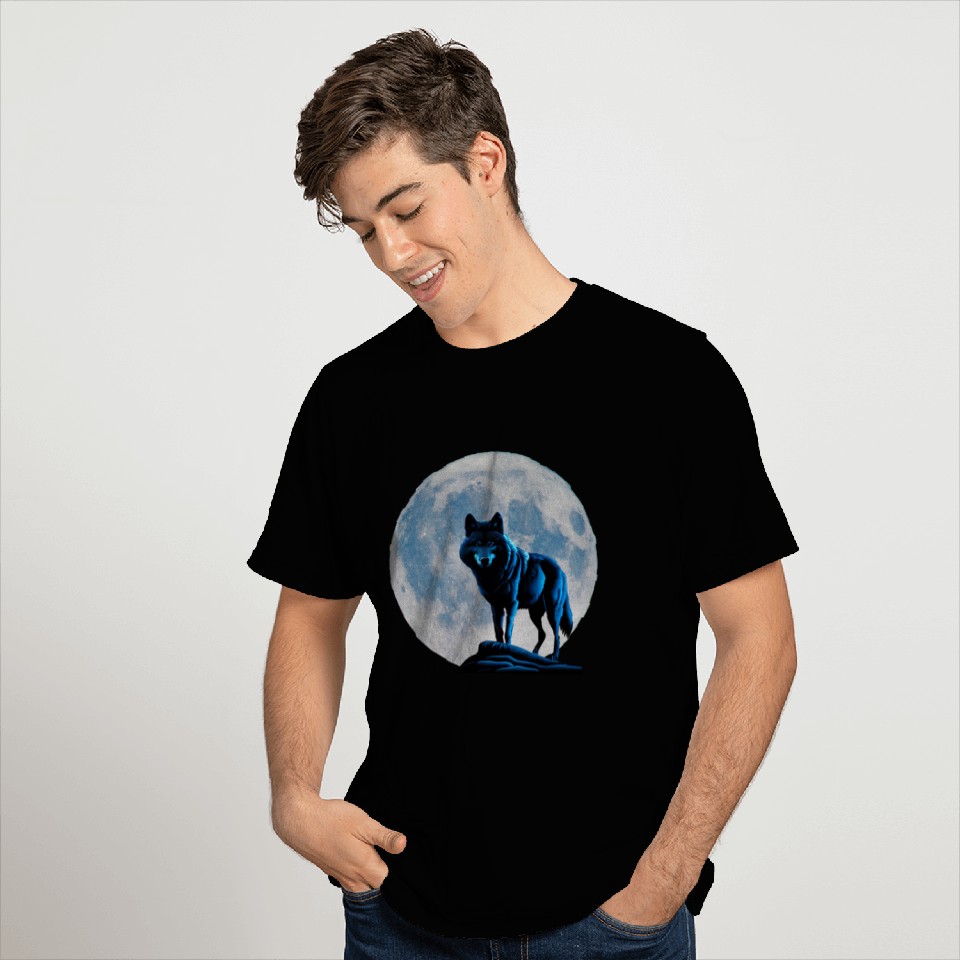 Wolf howling at the moon graphic T Shirts