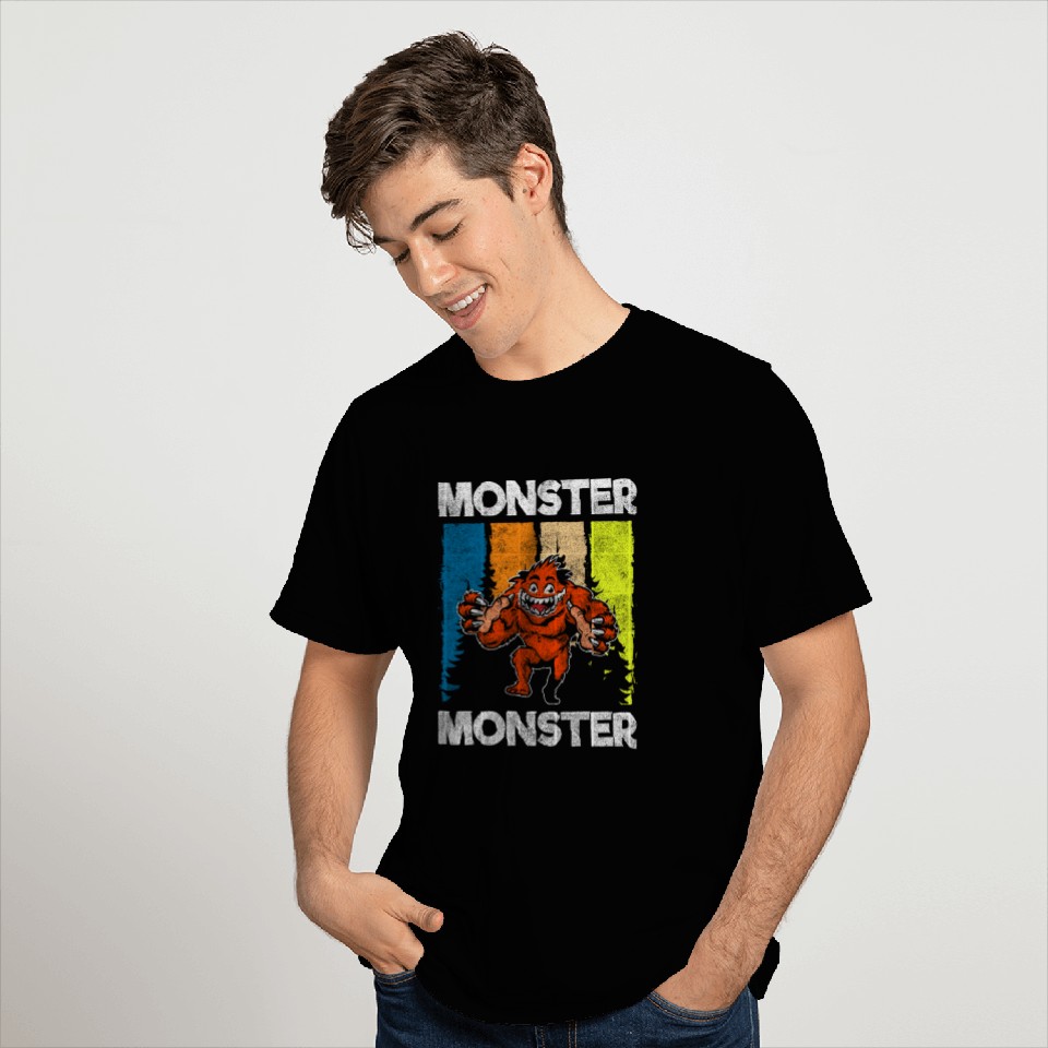 Monster Fright Character Monster Hunter T Shirts