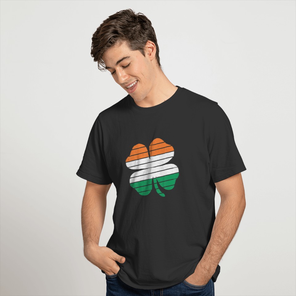 Four Leaf Clover Vintage Saint Patrick Day Gift T-shirt